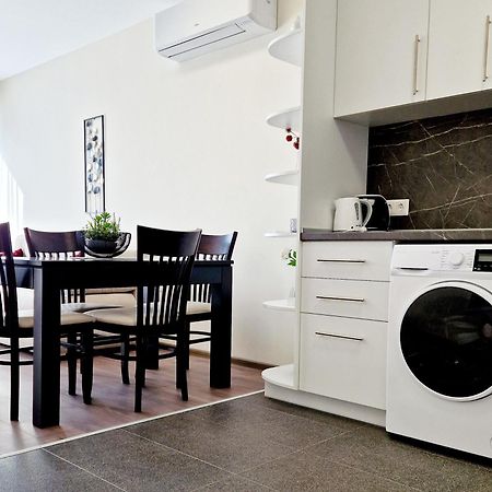 Papaya Apartments Varna ภายนอก รูปภาพ