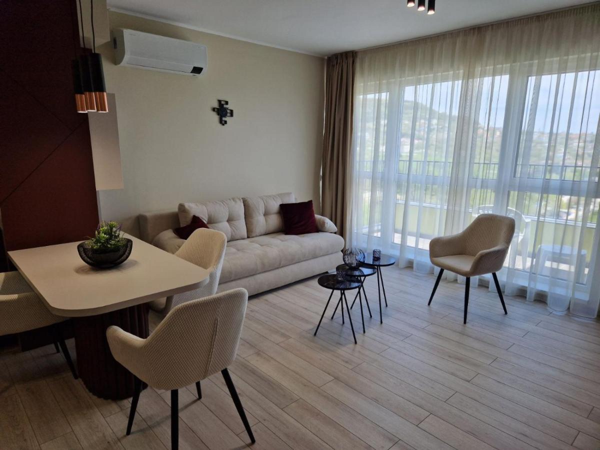 Papaya Apartments Varna ภายนอก รูปภาพ